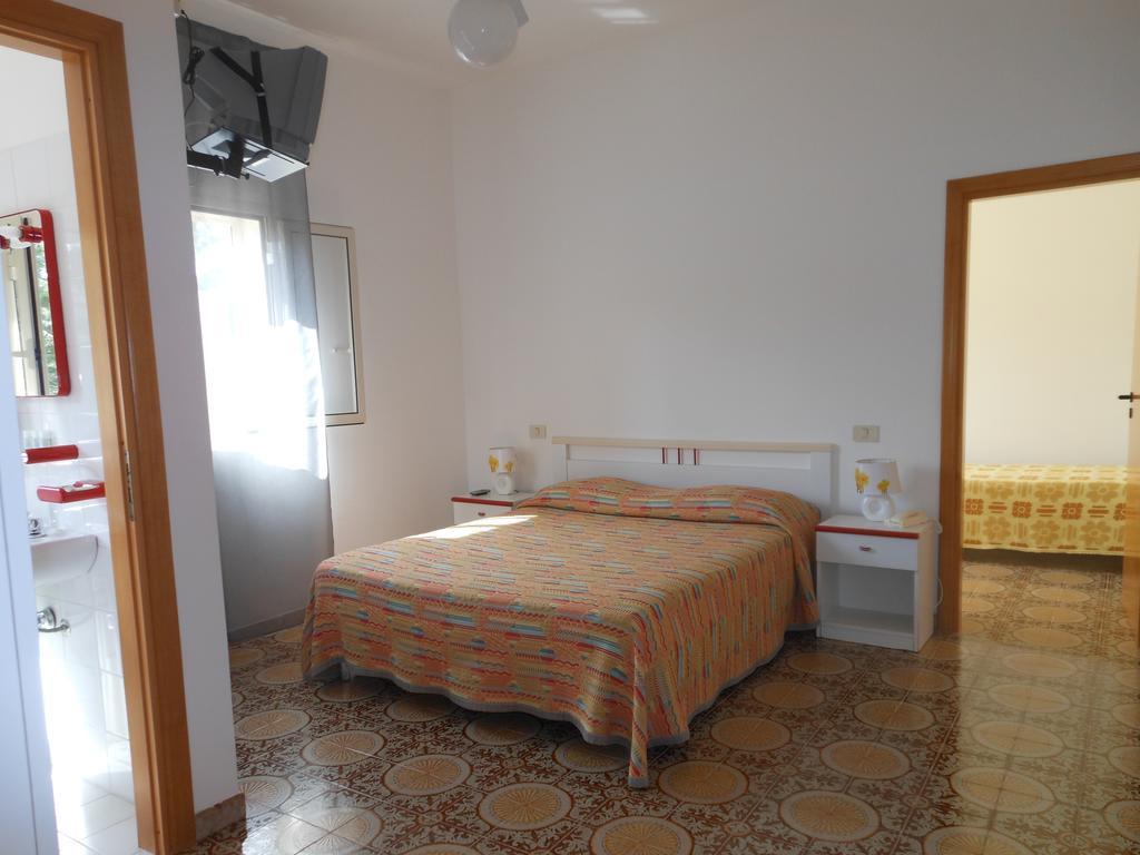 Hotel Coppa Di Cielo Peschici Room photo